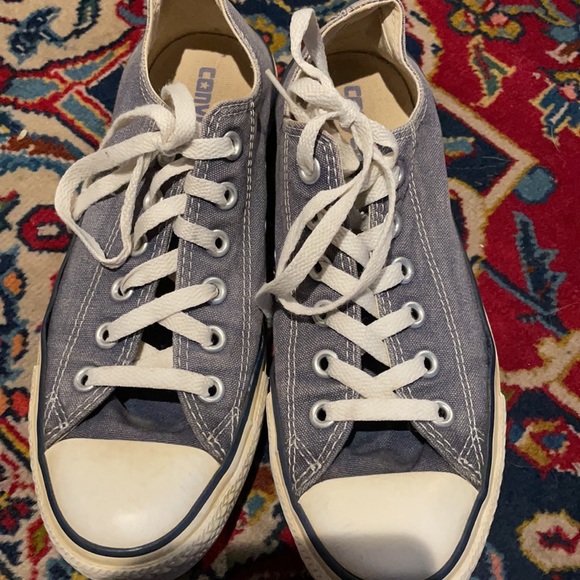Converse - Picture 2 of 4